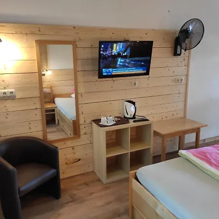 Max Motel 3*
